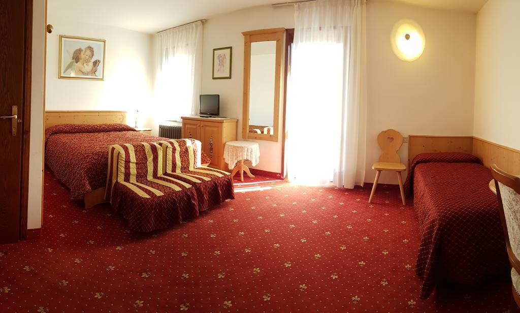 Villa Elena B&B Hotel San Martino Di Castrozza Exterior photo